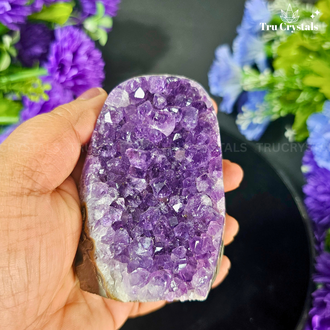 Brazallian (AAAA) Amethyst Geode – Anuka