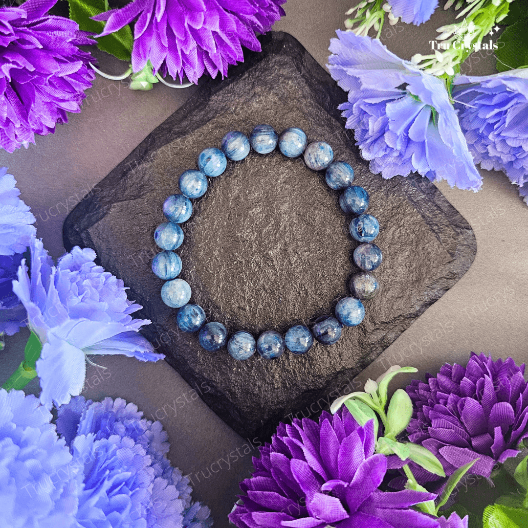 Blue Kyanite Bracelet for Communication skills (certified)