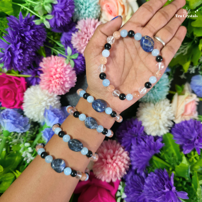 Aquarius Zodiac Birthstone Bracelet — Clarity, Independence & Grounding