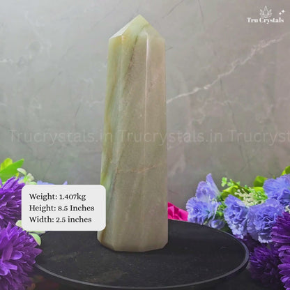 Green Aventurine Tower – Crystal for Abundance, Calm & Heart-Led Growth