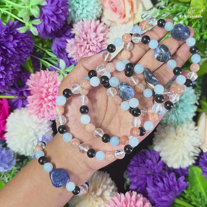 Aquarius Zodiac Birthstone Bracelet — Clarity, Independence & Grounding