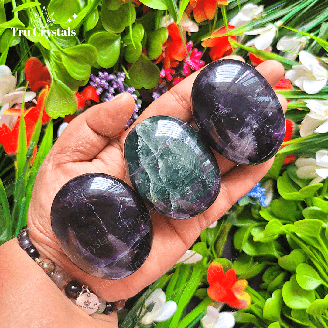 Fluorite Palm Stone - To help learn new things
