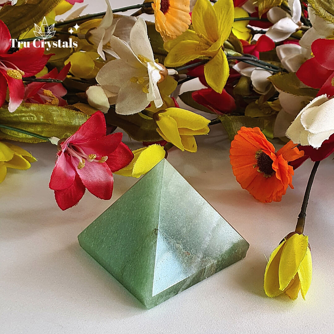 Green Aventurine Crystal Pyramid To attract Wealth and Prosperity